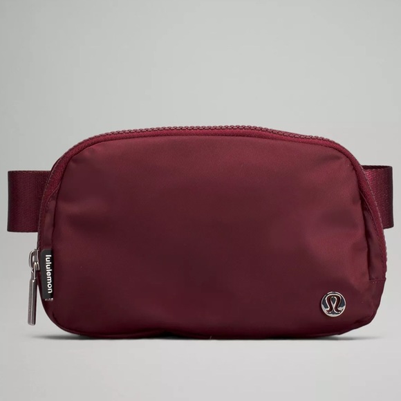 lululemon athletica Handbags - NWT Lululemon Everywhere Belt Bag Red Merlot